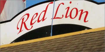 Red Lion Pub Restaurant on Diners, Drive-Ins and Dives