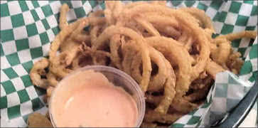 Homemade Onion Rings with Dip
