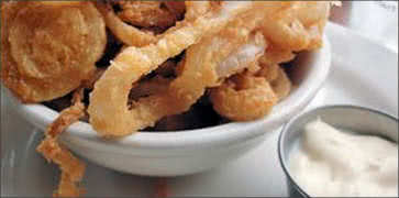 Onion Rings with Dip