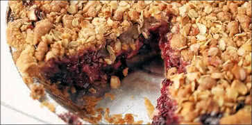 Granola Triple Berry Crumble Pie