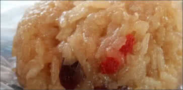 Sticky Goji Rasin Rice Cake